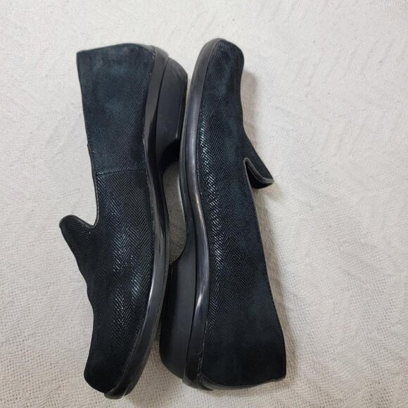 Dansko Women's Black Loafers - Picture 4 of 8